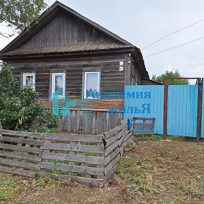 Купить дом Саратовская обл, Балаковский р-н, село Малая Быковка, ул Почтовая, д 42 